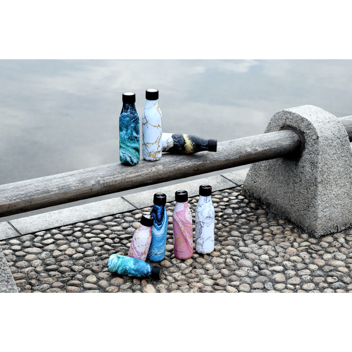 Les Artistes Bottle Up Design termoflaske 0,5L hvit marmor